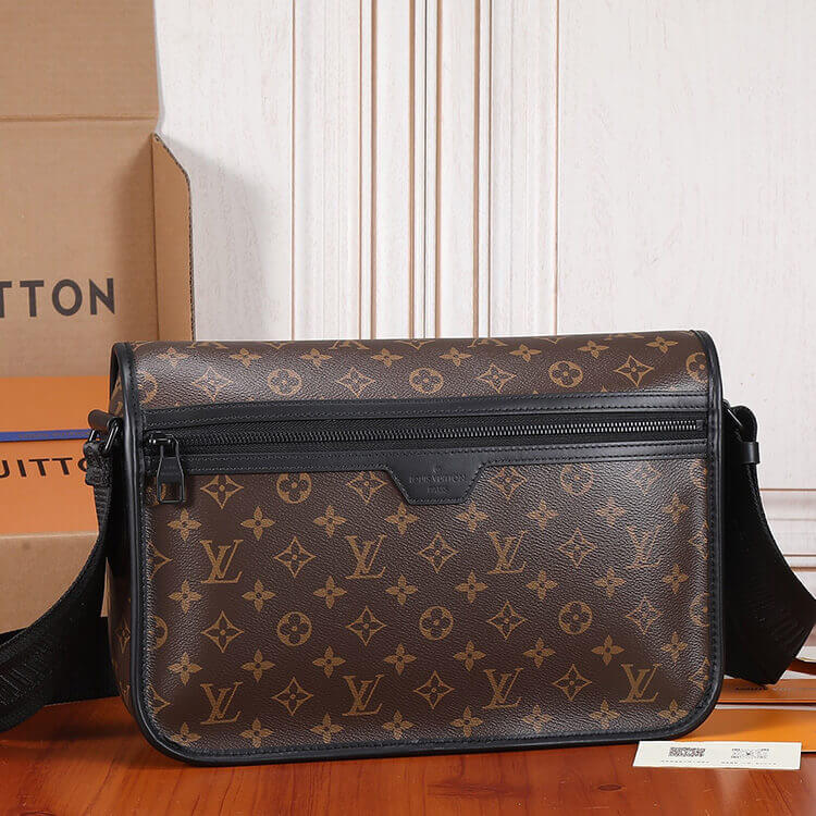 Replica LV Archy Messenger MM M46328 (4)