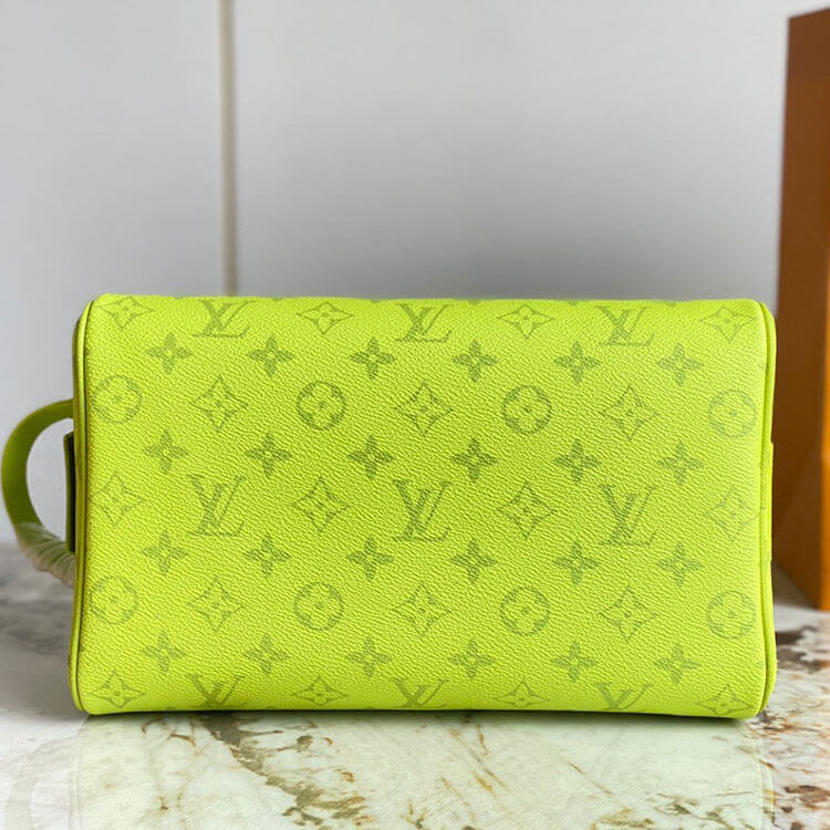 Replica LV Dopp Kit M10144 (5)