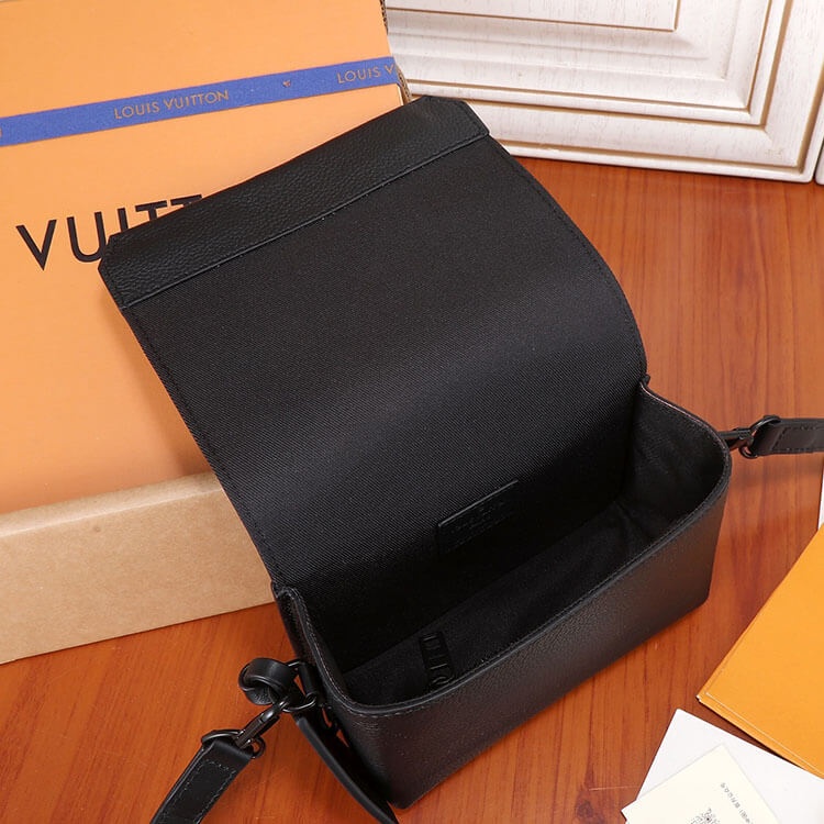 Replica LV Fastline Wearable Wallet M82085 (6)
