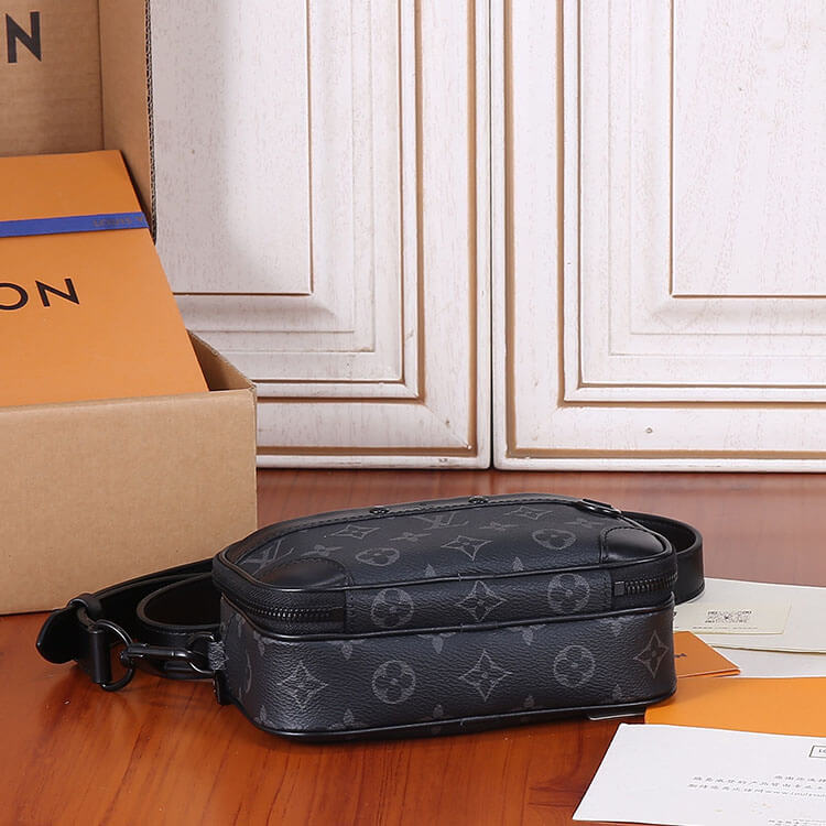 Replica LV Nano Alpha M82542 (5)