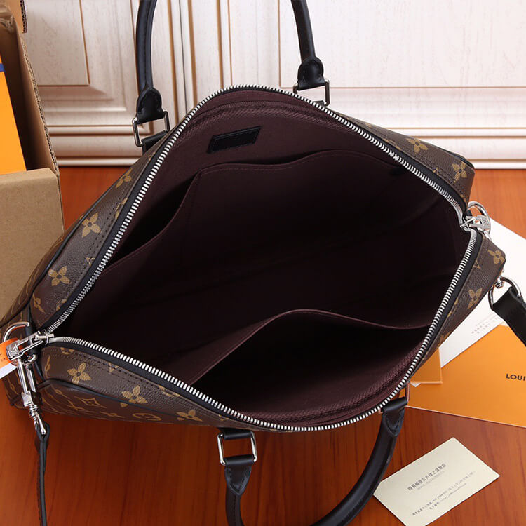 Replica LV Porte-Documents Voyage PM M52005 (4)