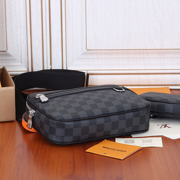 Replica LV Scott Messenger N50018 (5)
