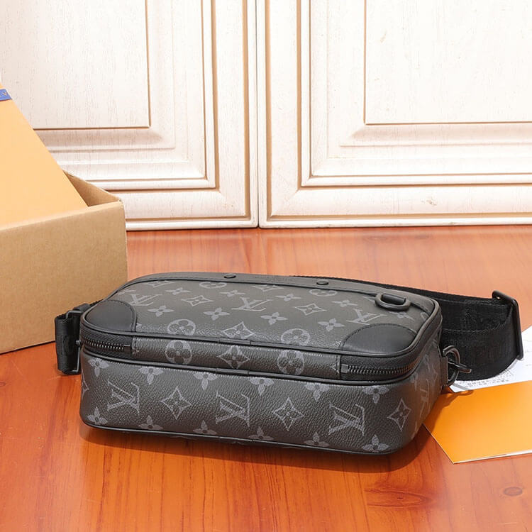 Replica LV Alpha Messenger M46955 (5)