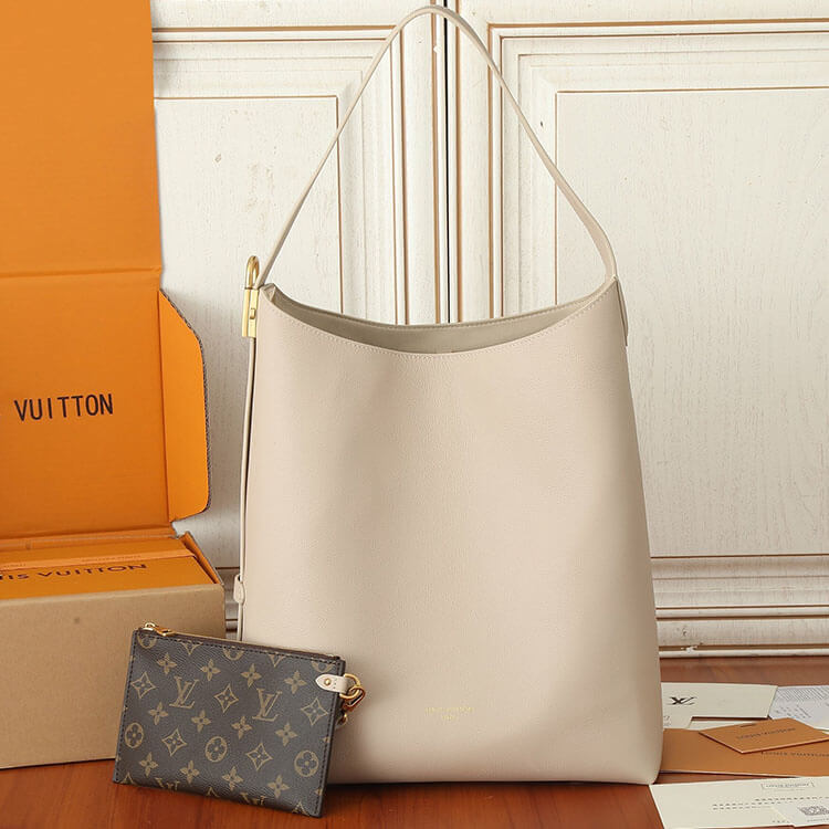 Replica LV Low Key Hobo MM M25022 (2)