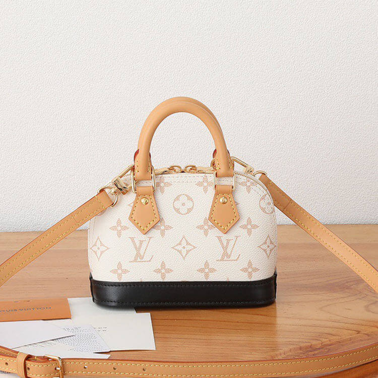 Replica LV Nano Alma M46895 (2)