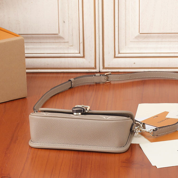 Replica LV Nano Diane M83300 (4)