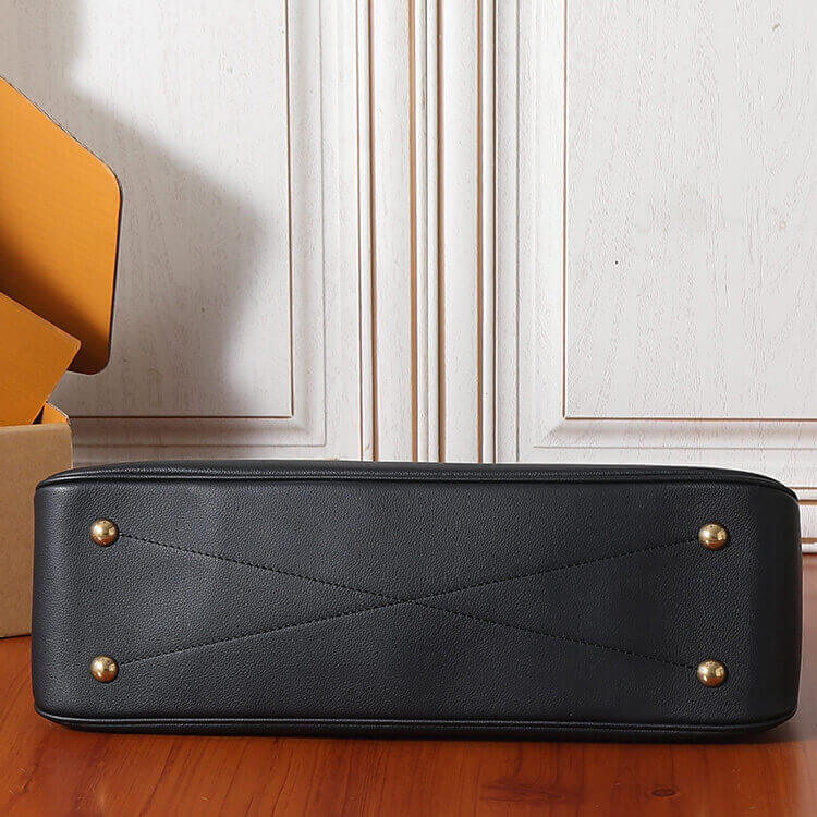 Replica LV Low Key Duffle Tote M26257 (5)